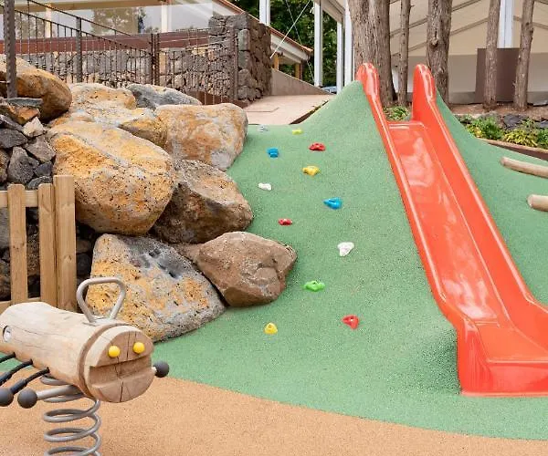 Rural Ohana Hotel 3*