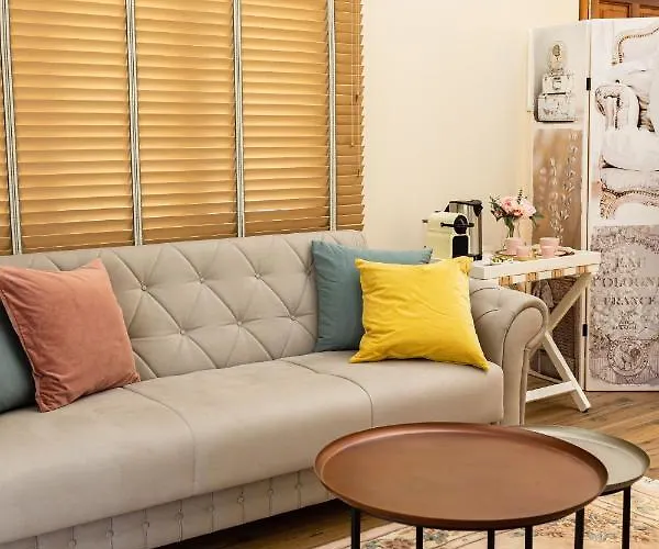 Rural Ohana Hotel 3*